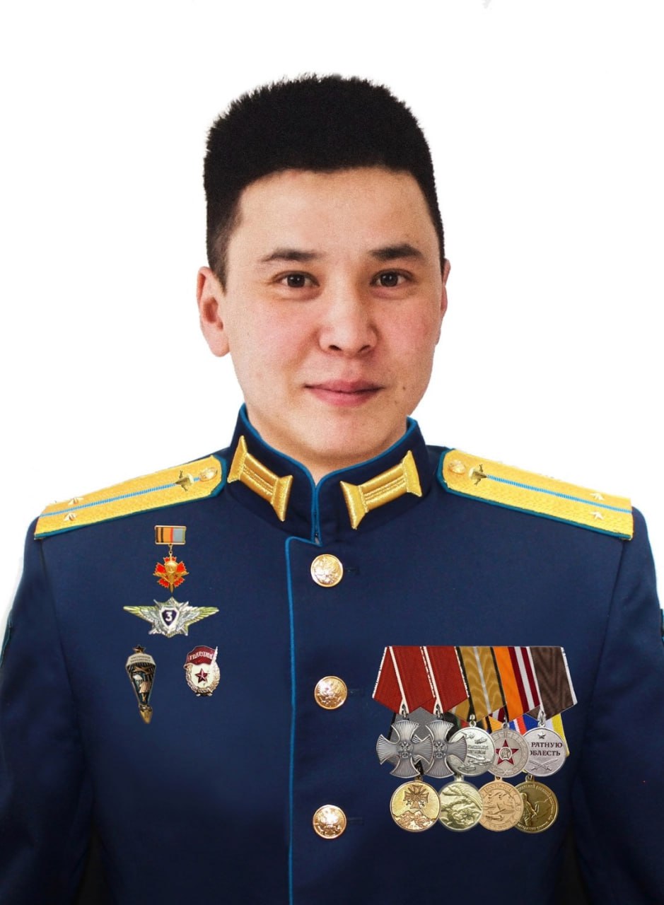 Фотография Лейтенант Хартиков Алексей Баирович