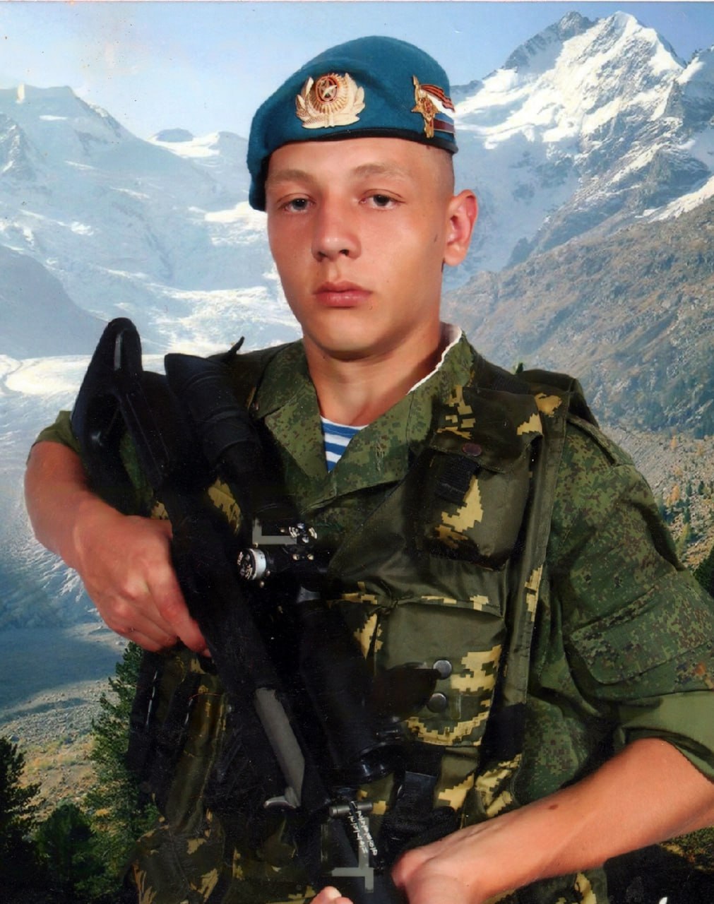 Фотография Борозенец Денис Андреевич, погибший солдат СВО