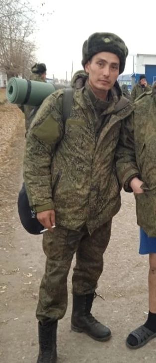 Фотография Байназаров Ринат Амангельдынович, погибший солдат СВО